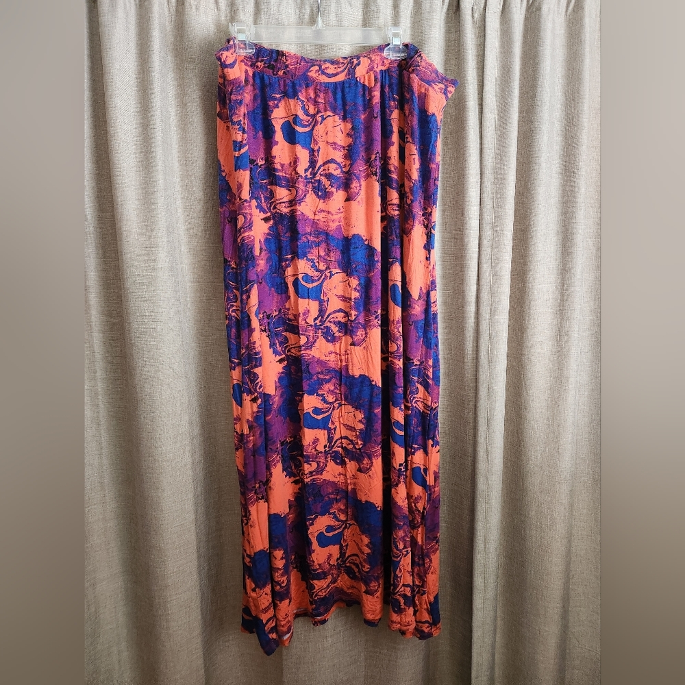 Davina plus Size 22/24 maxi skirt
